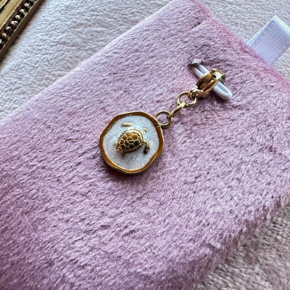 Sea Turtle Charm 18K Gold PVD Stainless Steel w/ Lobster Claw Clasp - Picture 8 of 10